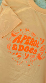 Bio-Baumwoll T-Shirt "Aperol & Dogs" Peach Fuzz